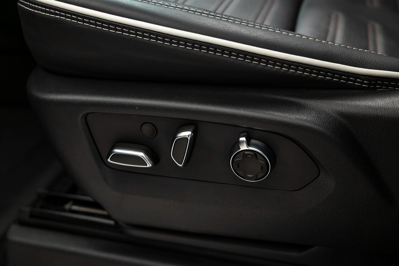 2026 GMC Sierra 2500HD AT4X   - Photo 39 - Springfield, MO 65802