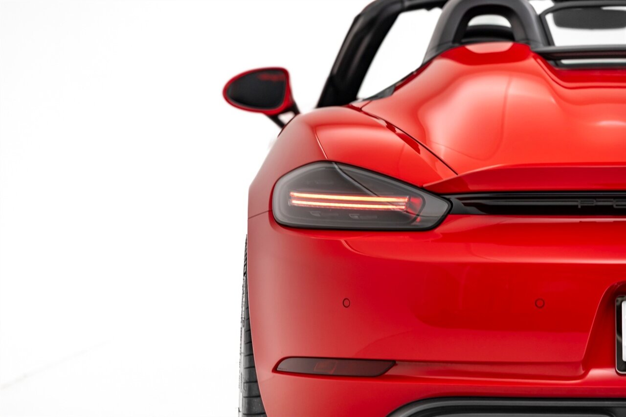 2022 Porsche 718 Boxster Spyder   - Photo 22 - Springfield, MO 65802