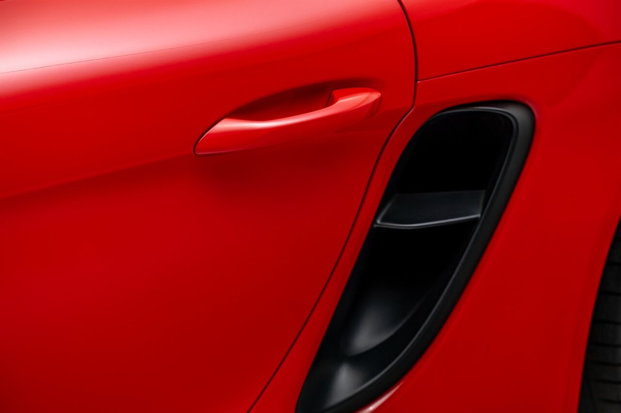 2022 Porsche 718 Boxster Spyder   - Photo 16 - Springfield, MO 65802