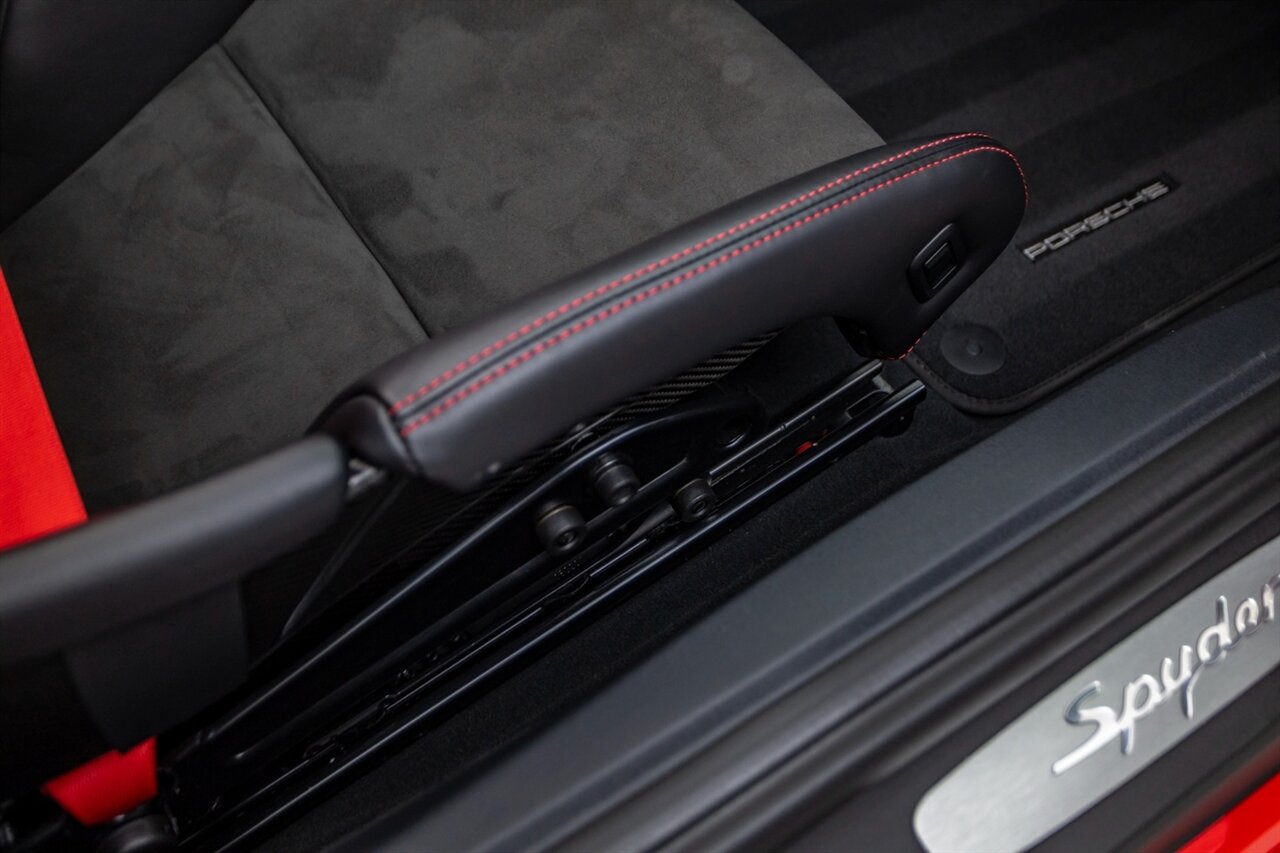 2022 Porsche 718 Boxster Spyder   - Photo 43 - Springfield, MO 65802