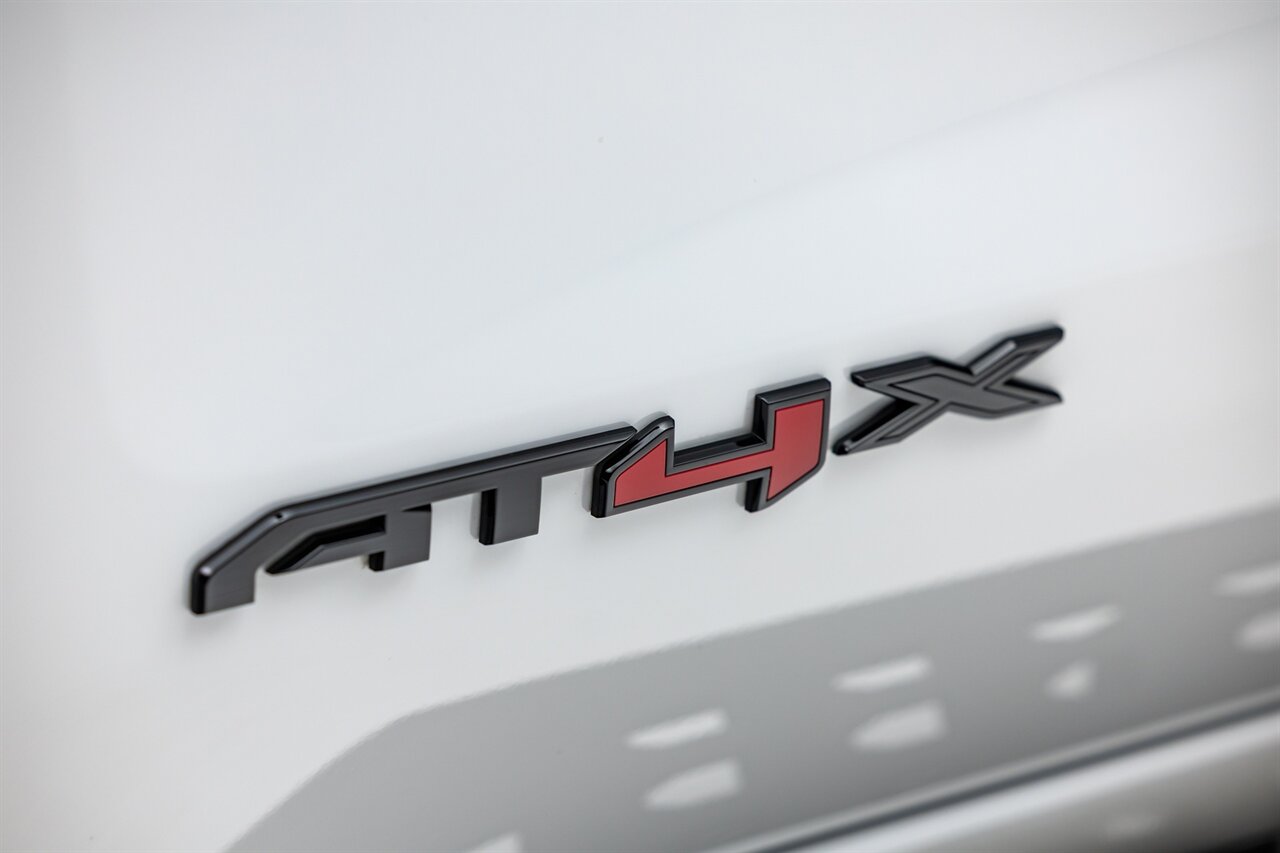 2025 GMC Sierra 1500 AT4X   - Photo 11 - Springfield, MO 65802