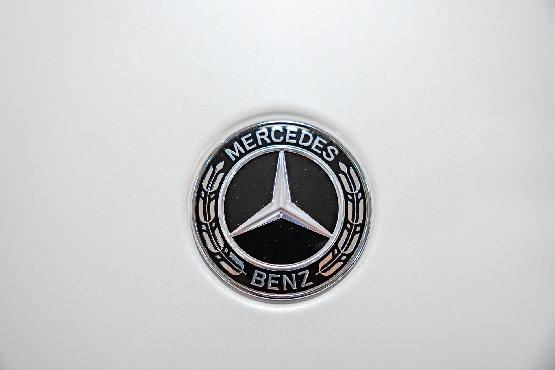 Queen on GLE63S. Mercedes, Mercedes benz, Mercedes logo, Mercedes