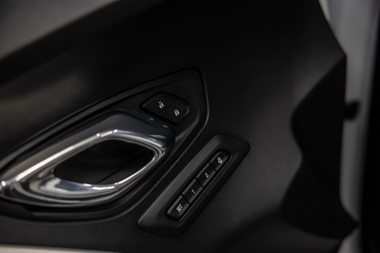 2017 Chevrolet Camaro SS   - Photo 47 - Springfield, MO 65802
