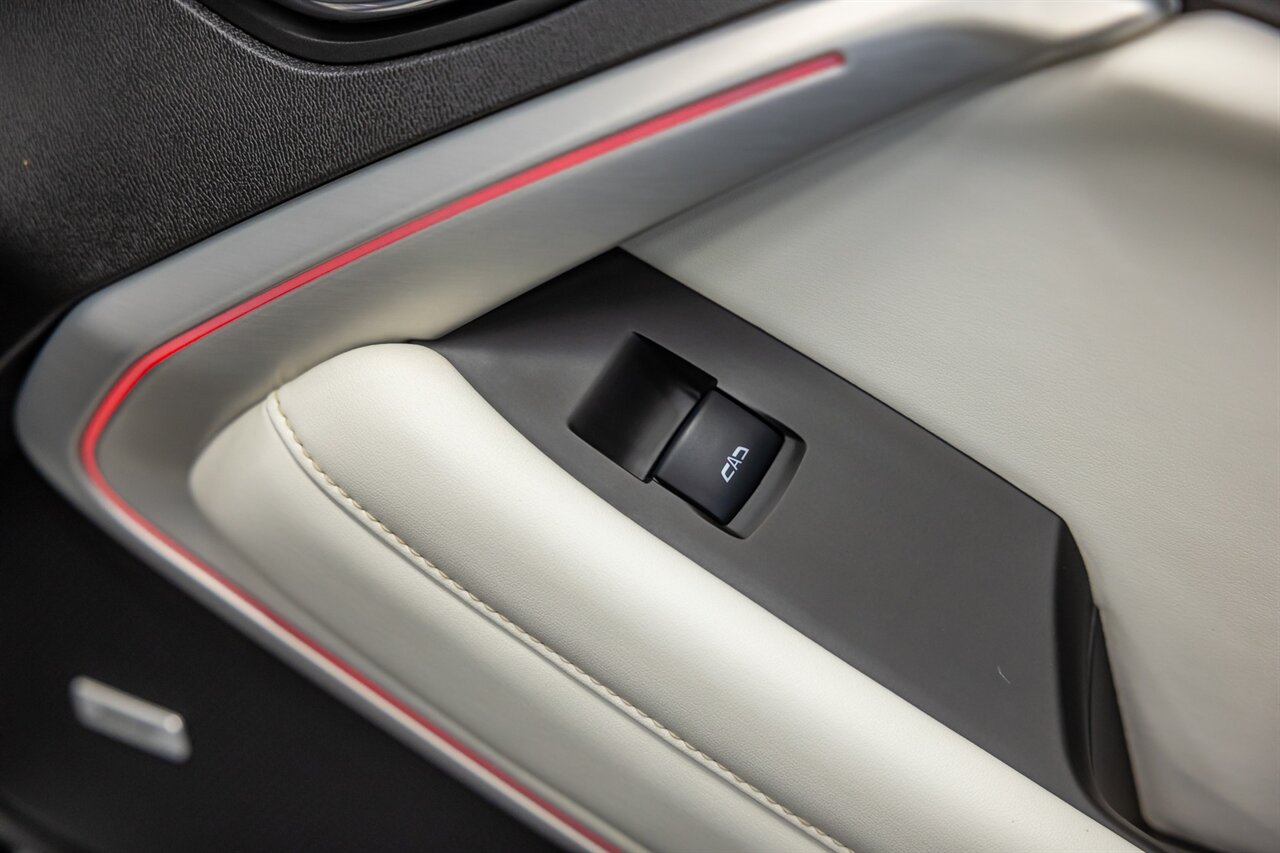 2017 Chevrolet Camaro SS   - Photo 62 - Springfield, MO 65802