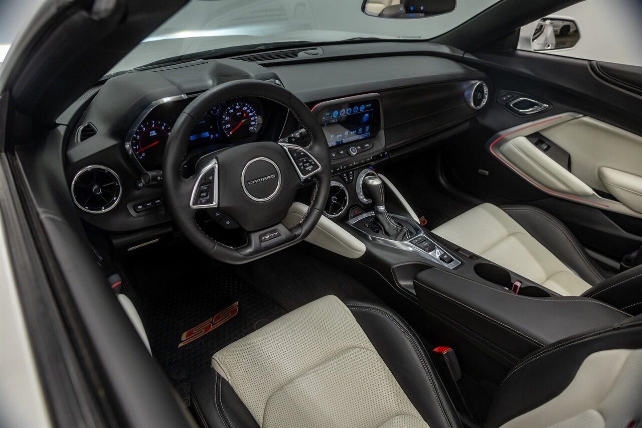2017 Chevrolet Camaro SS   - Photo 42 - Springfield, MO 65802