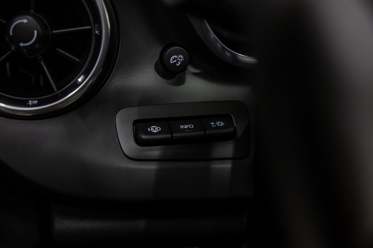 2017 Chevrolet Camaro SS   - Photo 39 - Springfield, MO 65802