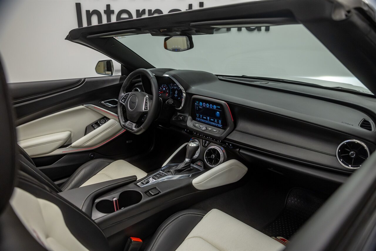 2017 Chevrolet Camaro SS   - Photo 56 - Springfield, MO 65802