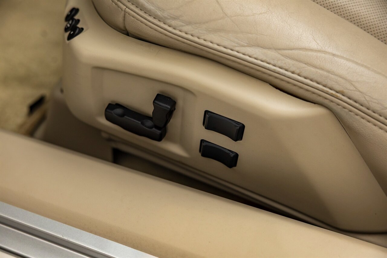 2005 Cadillac XLR   - Photo 35 - Springfield, MO 65802