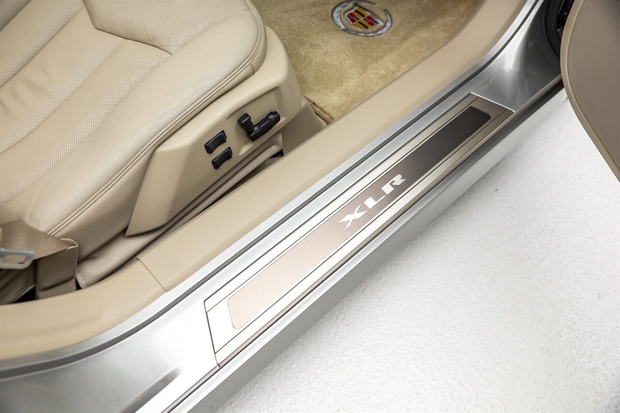 2005 Cadillac XLR   - Photo 40 - Springfield, MO 65802
