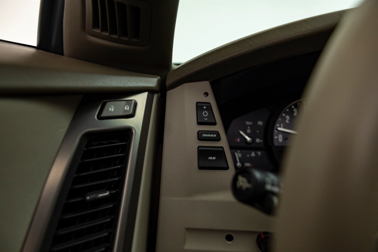 2005 Cadillac XLR   - Photo 50 - Springfield, MO 65802