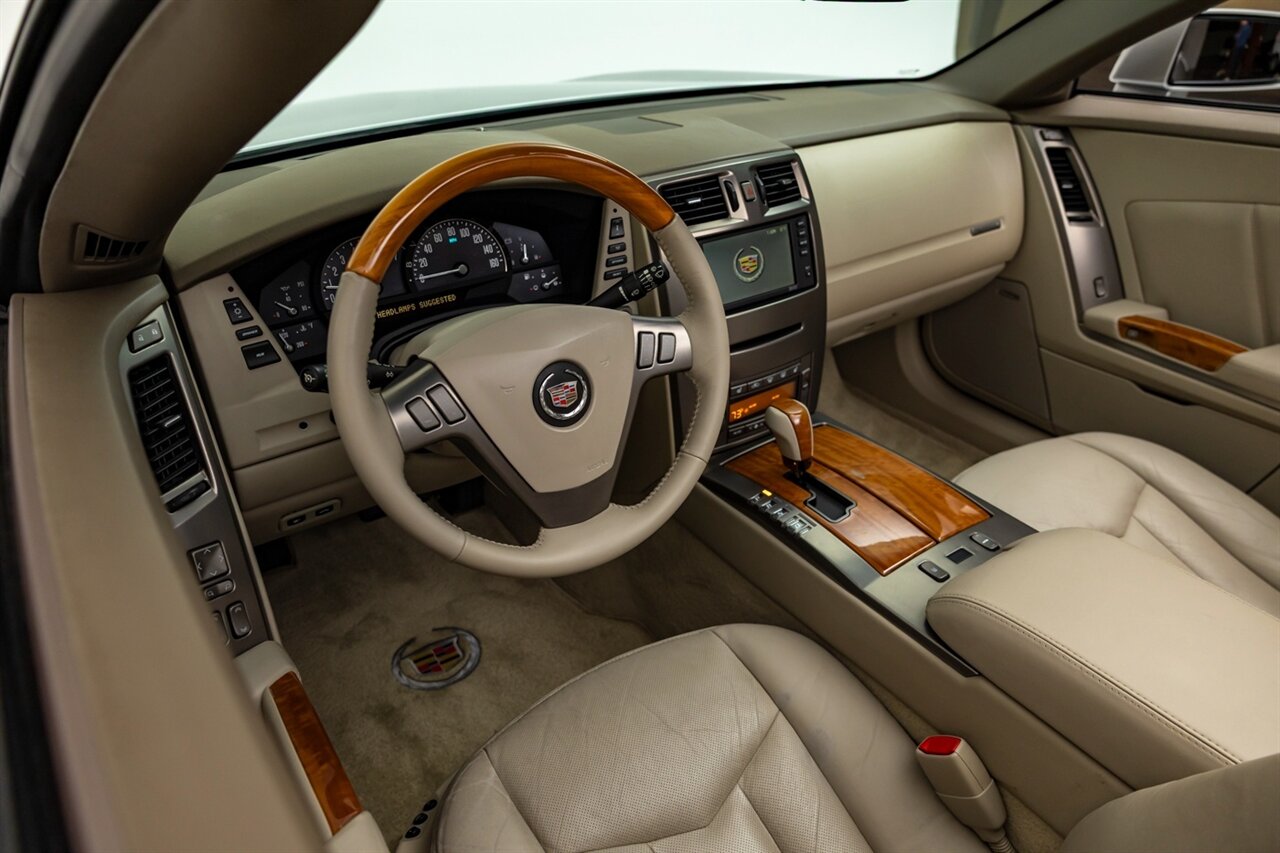 2005 Cadillac XLR   - Photo 30 - Springfield, MO 65802