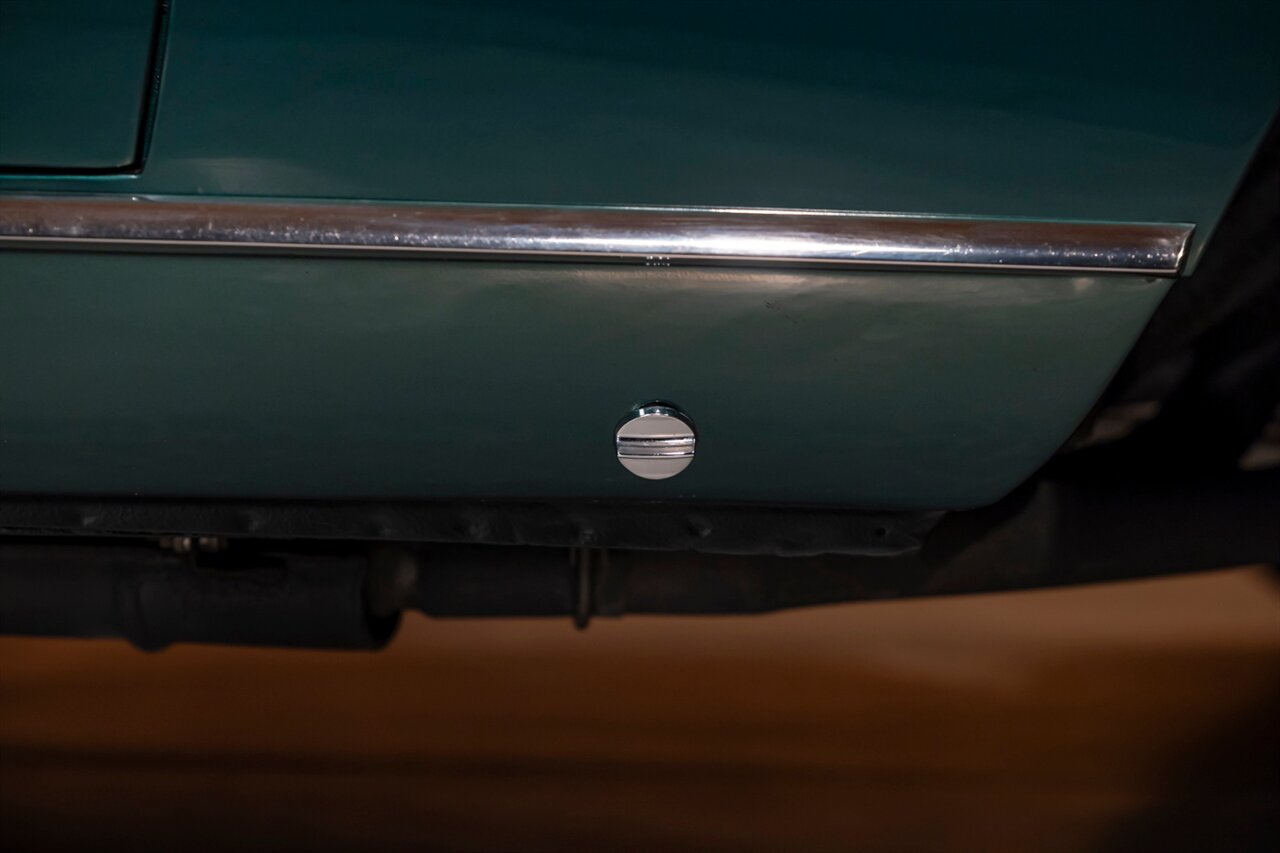 1965 Ferrari 330 2+2 Series I   - Photo 57 - Springfield, MO 65802