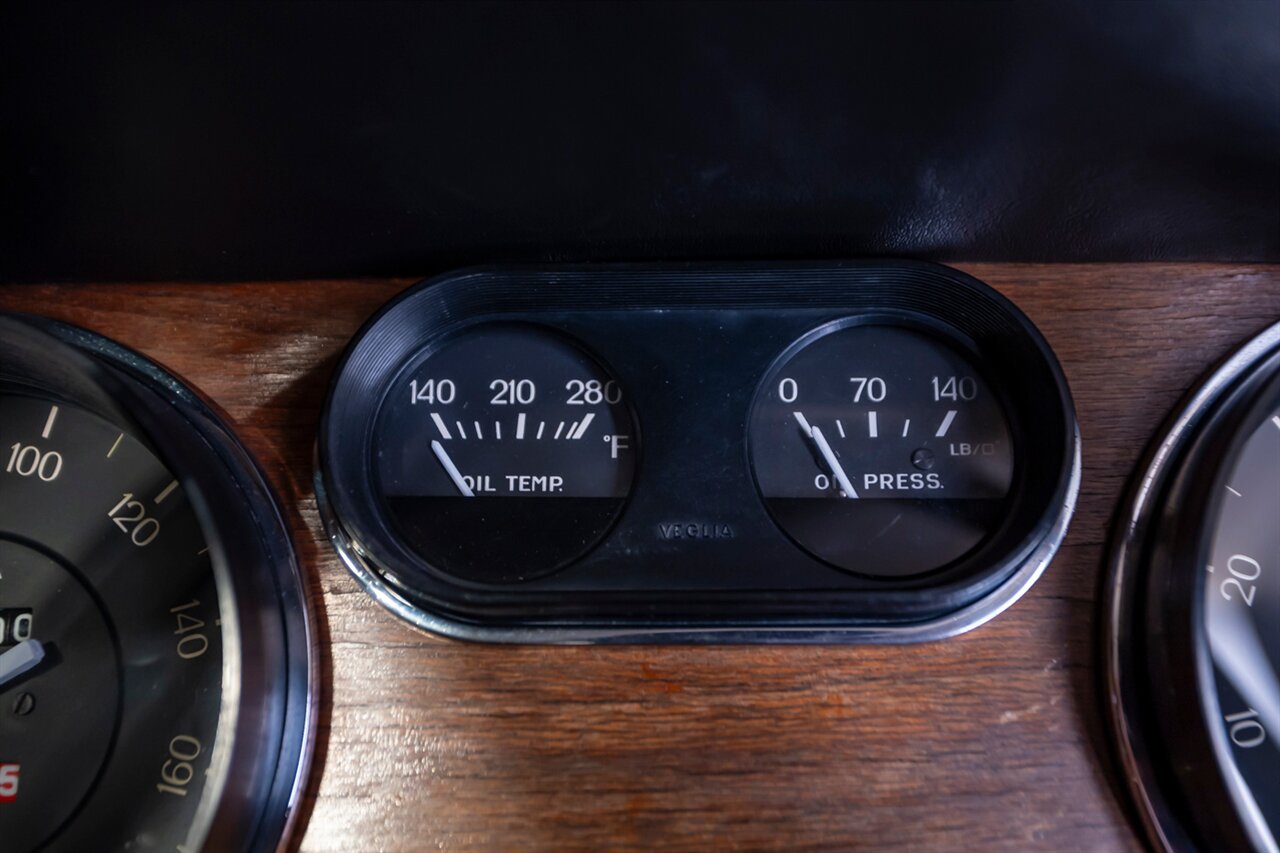 1965 Ferrari 330 2+2 Series I   - Photo 72 - Springfield, MO 65802