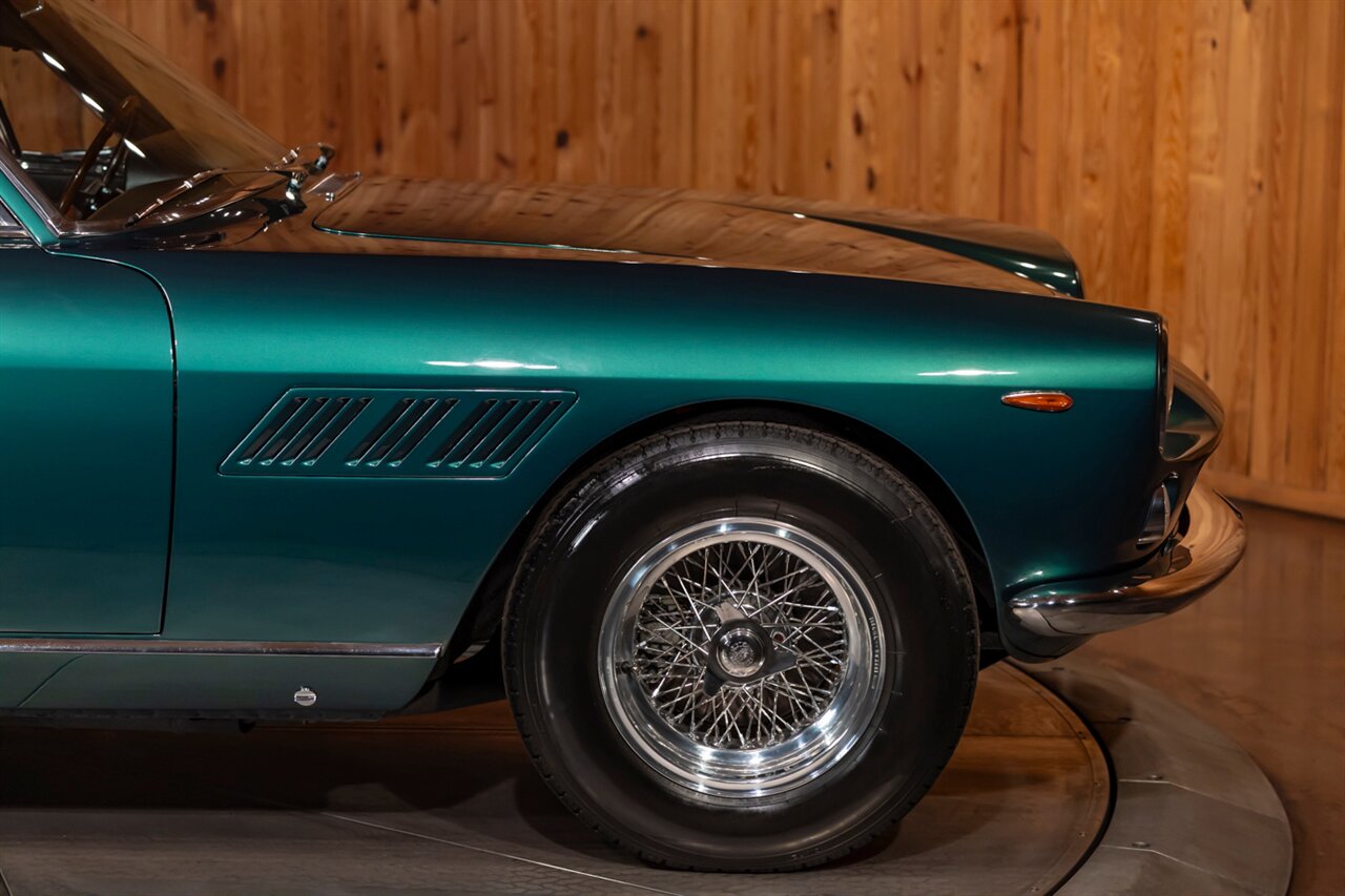 1965 Ferrari 330 2+2 Series I   - Photo 49 - Springfield, MO 65802