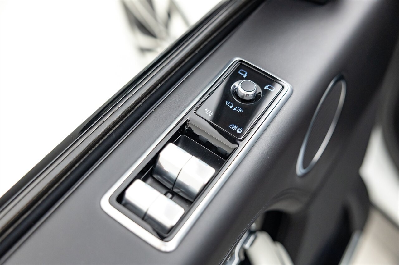2020 Land Rover Range Rover SVAutobiography Dynamic   - Photo 45 - Springfield, MO 65802