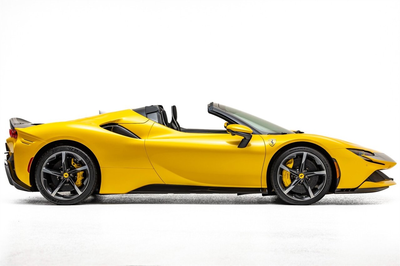 2023 Ferrari SF90 Spider - Photo 19 - Springfield, MO 65802