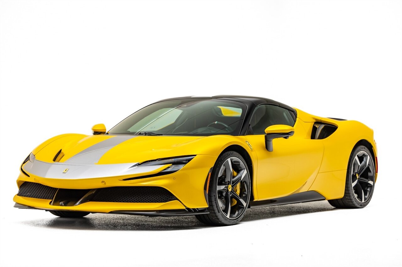 2023 Ferrari SF90 Spider - Photo 5 - Springfield, MO 65802