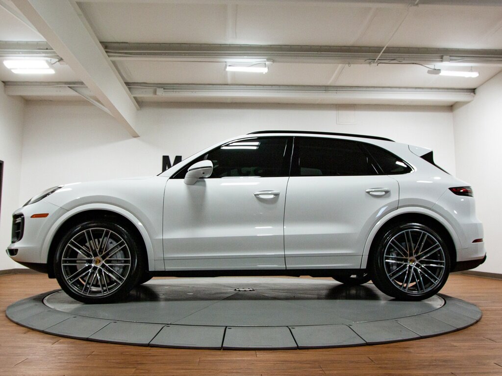 2019 Porsche Cayenne Turbo   - Photo 4 - Springfield, MO 65802