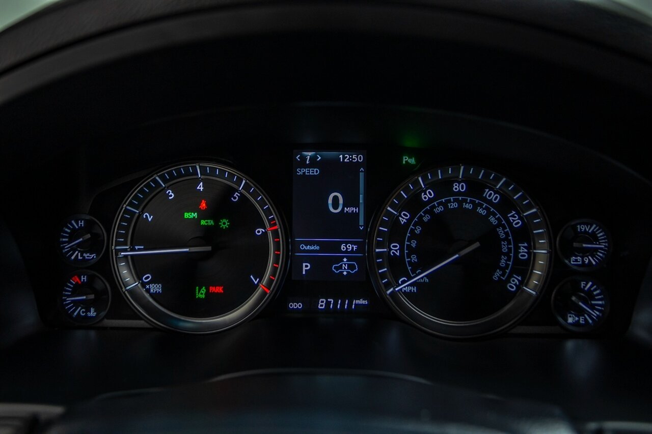 2021 Lexus LX 570 Three-Row   - Photo 59 - Springfield, MO 65802