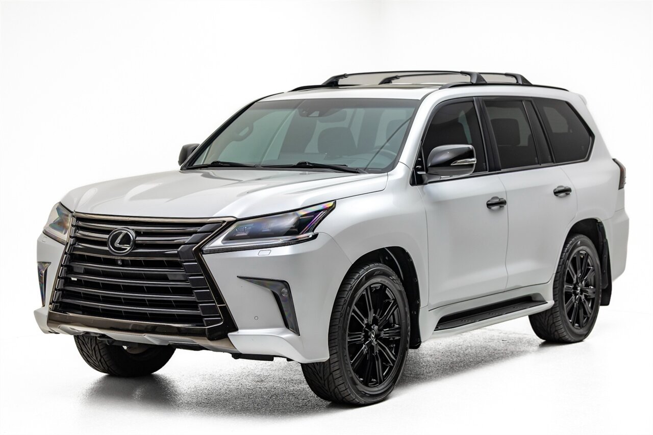 2021 Lexus LX 570 Three-Row   - Photo 1 - Springfield, MO 65802