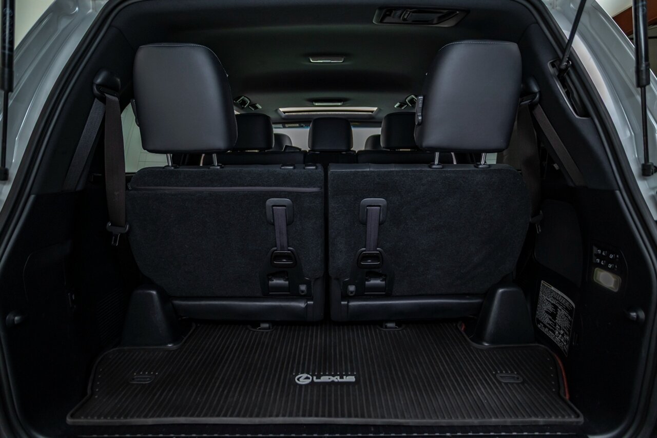 2021 Lexus LX 570 Three-Row   - Photo 54 - Springfield, MO 65802