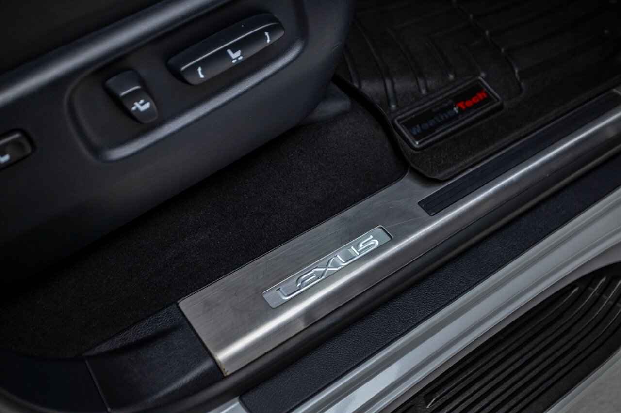 2021 Lexus LX 570 Three-Row   - Photo 30 - Springfield, MO 65802