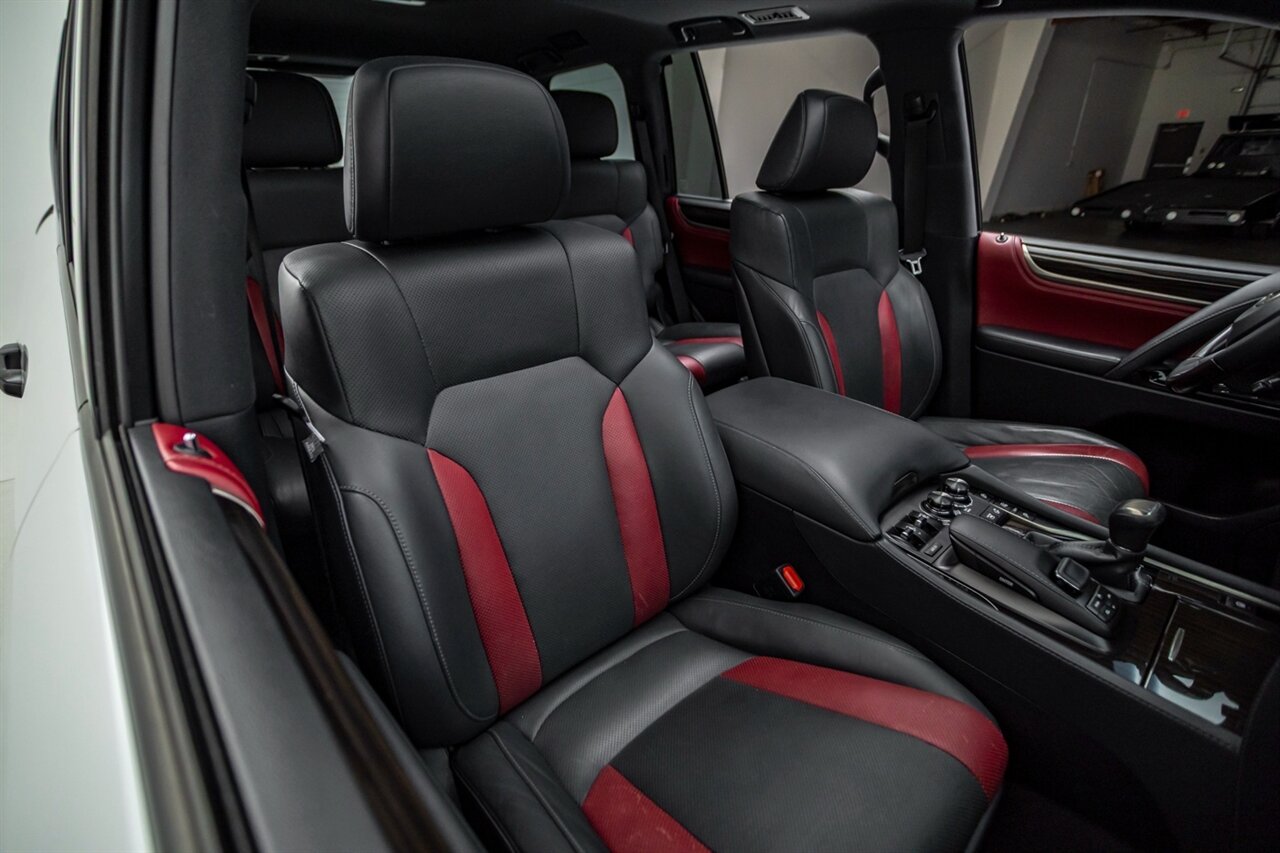 2021 Lexus LX 570 Three-Row   - Photo 24 - Springfield, MO 65802