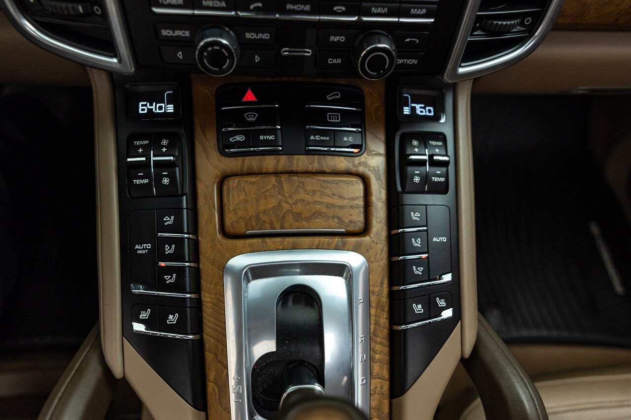 2014 Porsche Cayenne S Hybrid - Photo 29 - Springfield, MO 65802