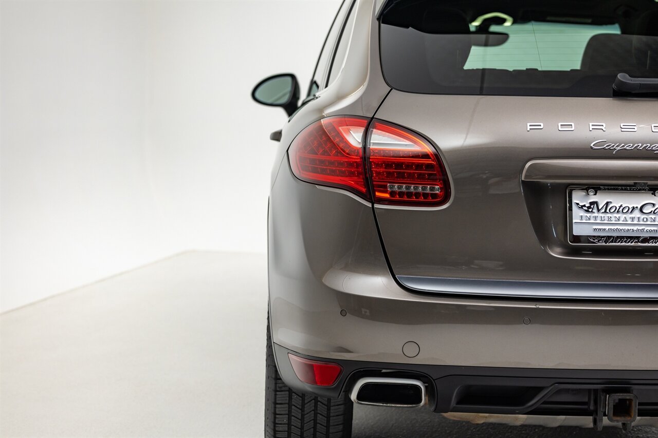 2014 Porsche Cayenne S Hybrid - Photo 10 - Springfield, MO 65802
