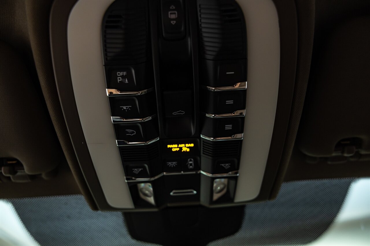 2014 Porsche Cayenne S Hybrid - Photo 31 - Springfield, MO 65802