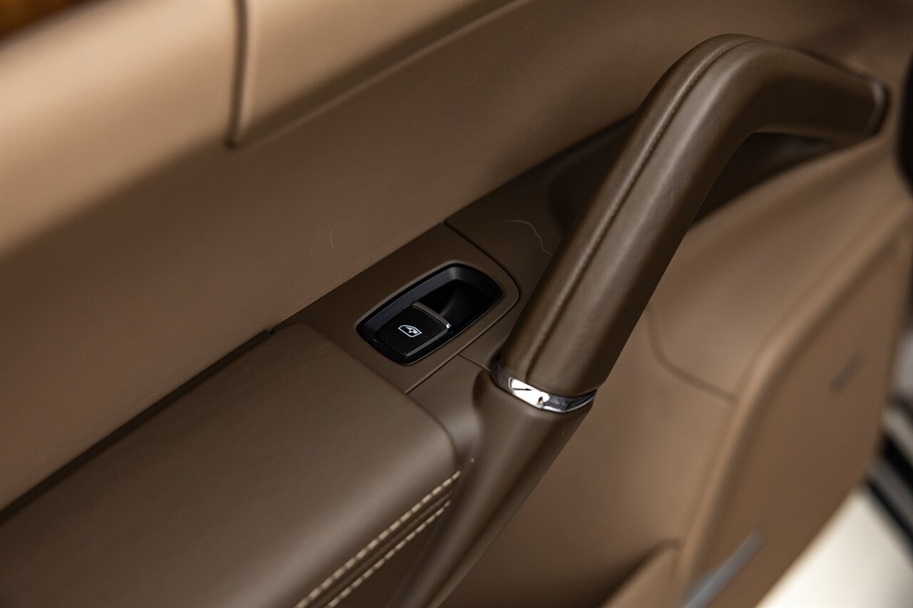 2014 Porsche Cayenne S Hybrid - Photo 61 - Springfield, MO 65802