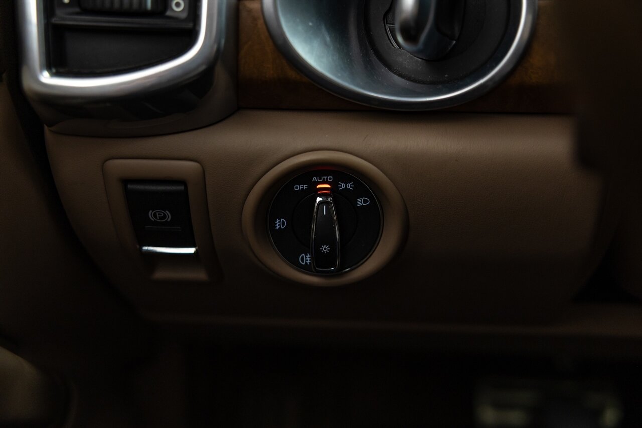 2014 Porsche Cayenne S Hybrid - Photo 32 - Springfield, MO 65802