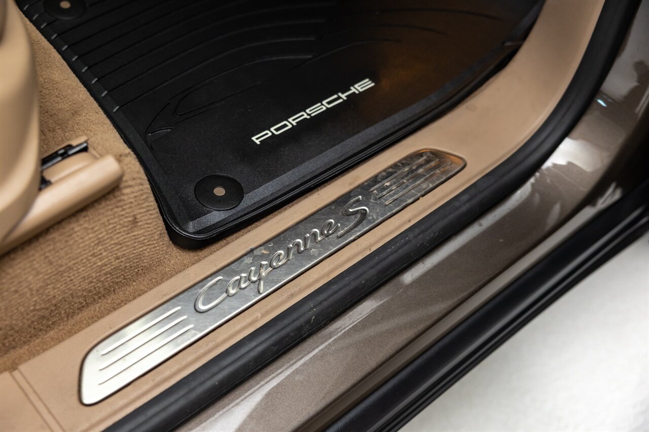 2014 Porsche Cayenne S Hybrid - Photo 47 - Springfield, MO 65802