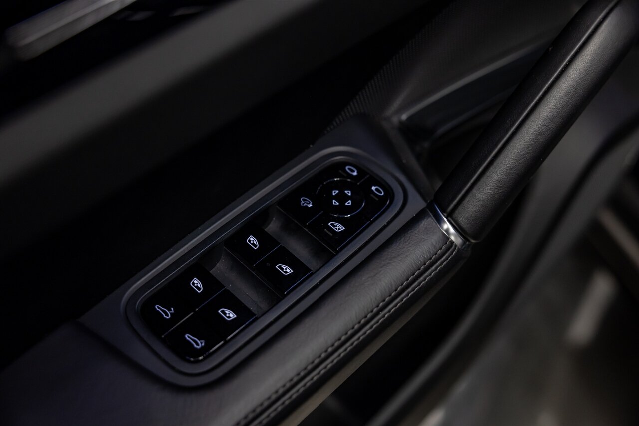 2020 Porsche Cayenne Turbo Coupe   - Photo 40 - Springfield, MO 65802