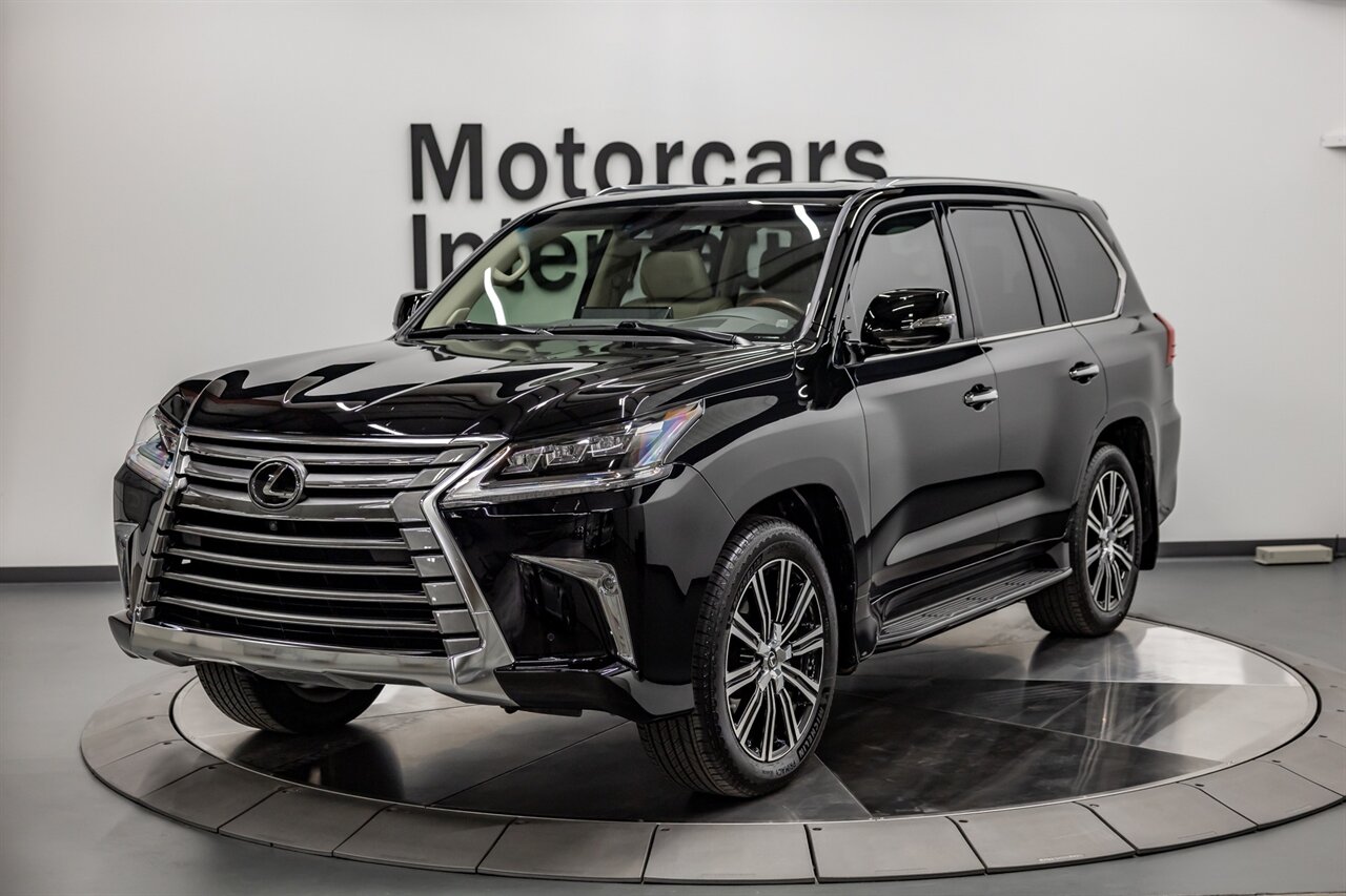 2021 Lexus LX 570 Three-Row   - Photo 1 - Springfield, MO 65802