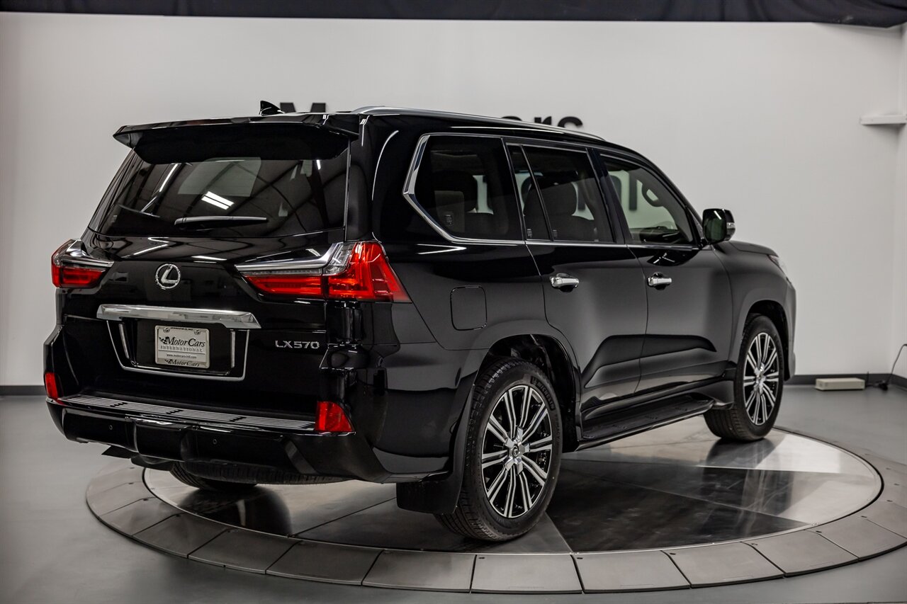 2021 Lexus LX 570 Three-Row   - Photo 6 - Springfield, MO 65802