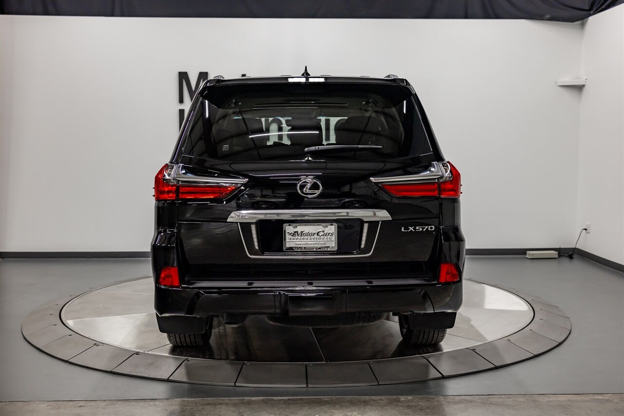 2021 Lexus LX 570 Three-Row   - Photo 5 - Springfield, MO 65802