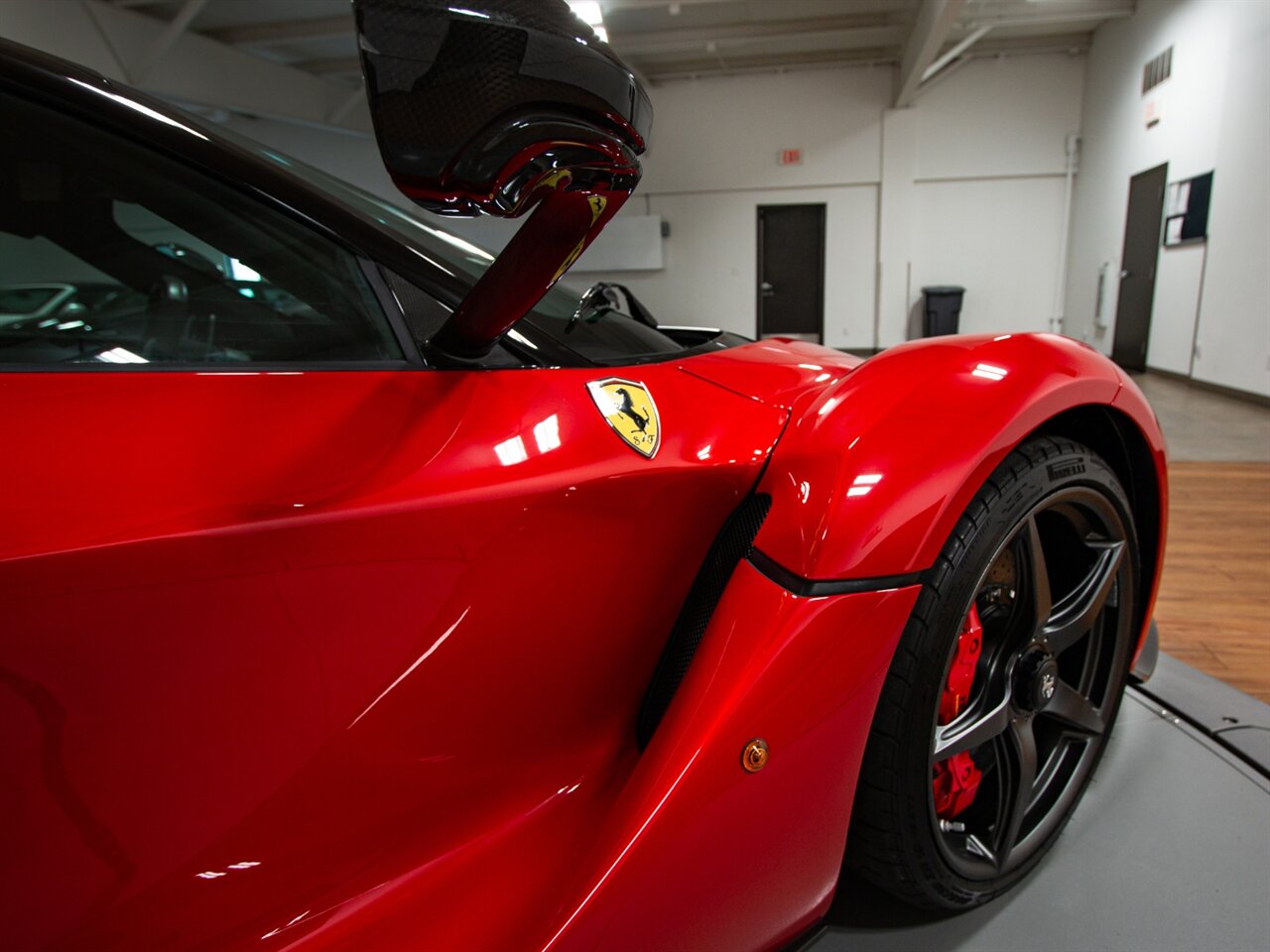 2015 Ferrari LaFerrari   - Photo 32 - Springfield, MO 65802