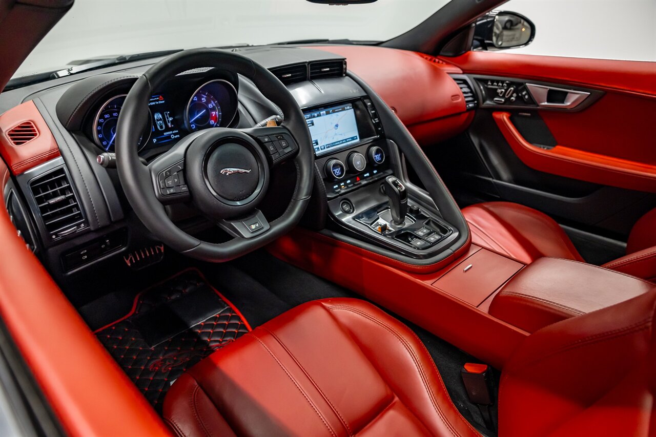 2015 Jaguar F-TYPE R   - Photo 25 - Springfield, MO 65802