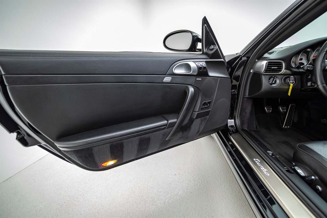 2008 Porsche 911 Turbo   - Photo 35 - Springfield, MO 65802