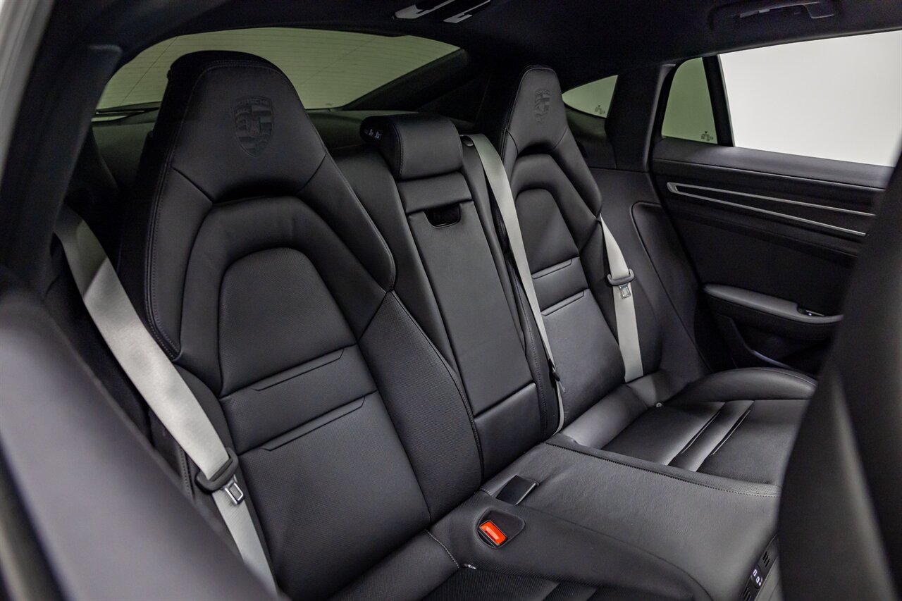 2023 Porsche Panamera 4 Platinum Edition   - Photo 58 - Springfield, MO 65802