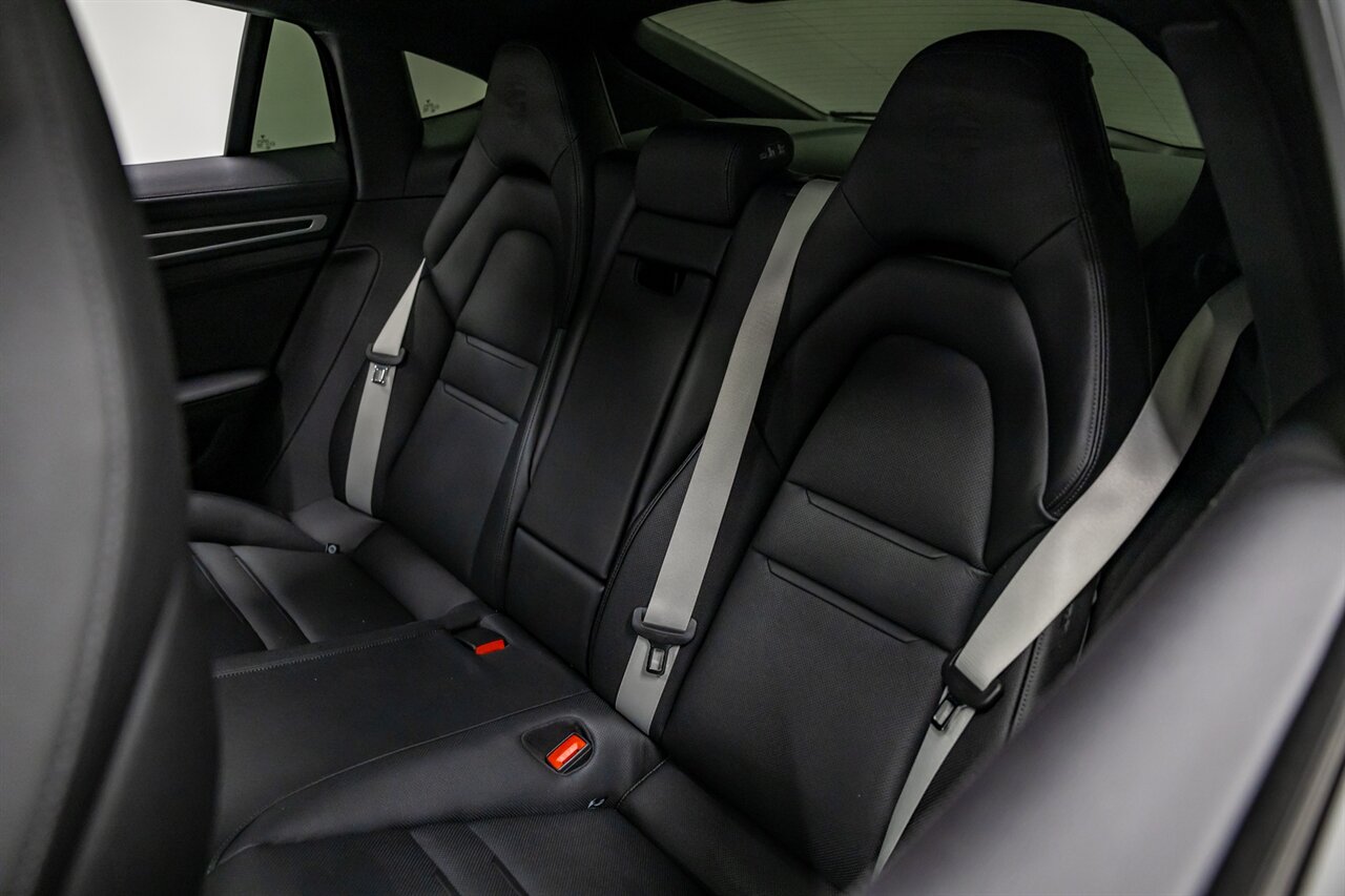 2023 Porsche Panamera 4 Platinum Edition   - Photo 63 - Springfield, MO 65802