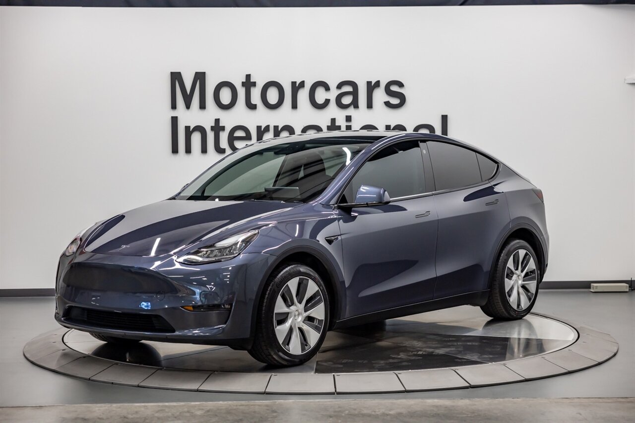 2022 Tesla Model Y Long Range   - Photo 1 - Springfield, MO 65802