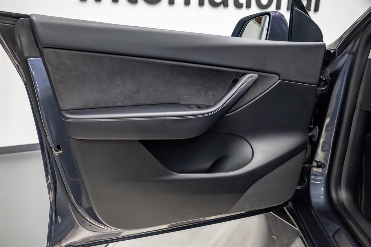 2022 Tesla Model Y Long Range   - Photo 28 - Springfield, MO 65802