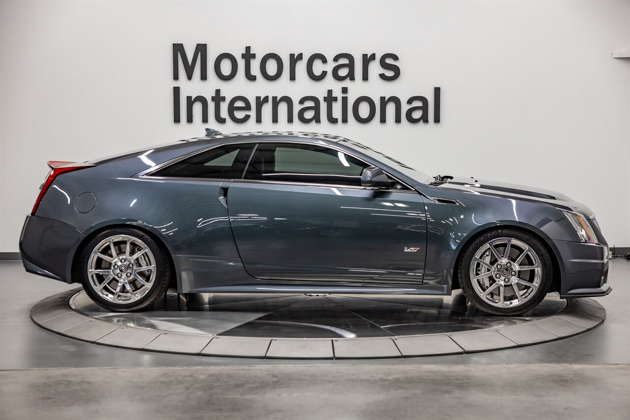 2011 Cadillac CTS-V   - Photo 8 - Springfield, MO 65802