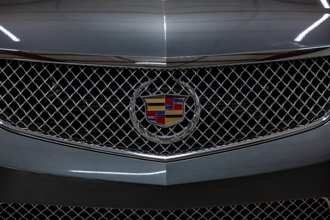 2011 Cadillac CTS-V   - Photo 13 - Springfield, MO 65802