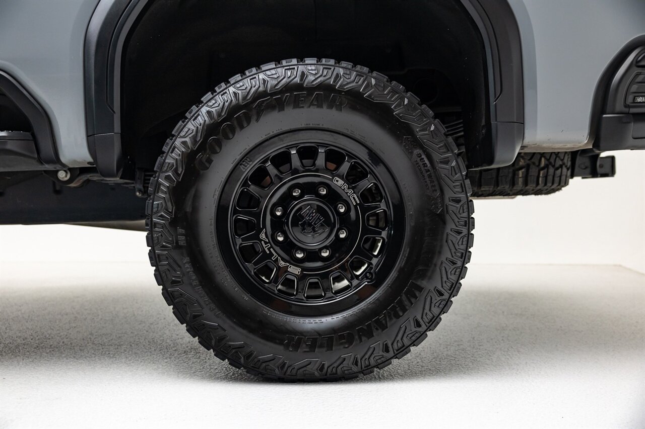 2025 GMC Sierra 2500HD AT4X   - Photo 23 - Springfield, MO 65802