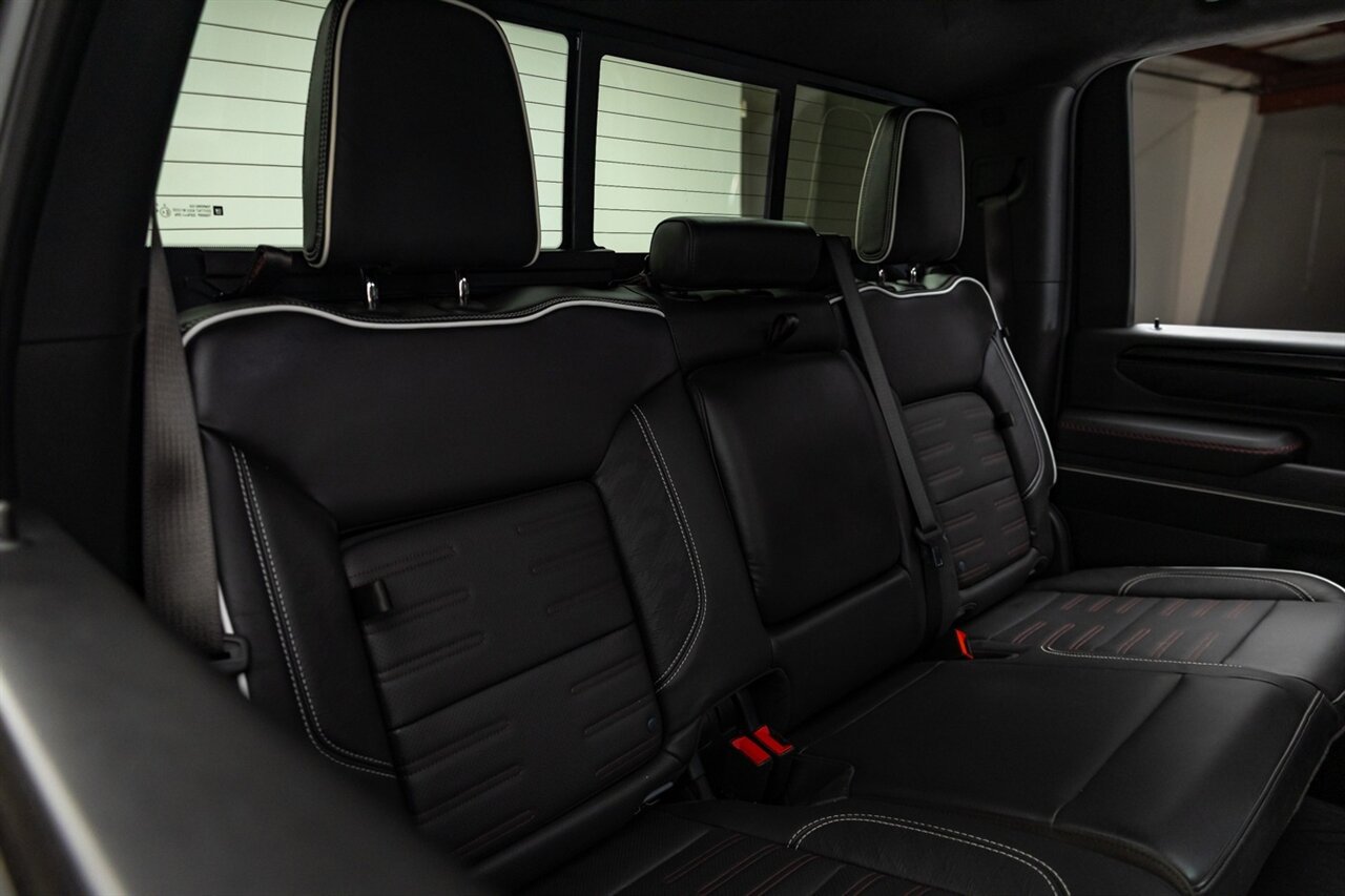 2025 GMC Sierra 2500HD AT4X   - Photo 40 - Springfield, MO 65802