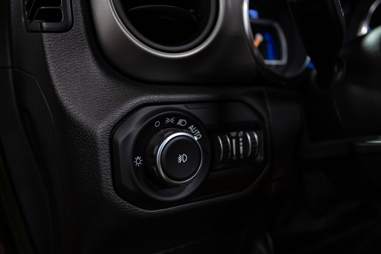 2021 Jeep Wrangler Unlimited Sport   - Photo 41 - Springfield, MO 65802