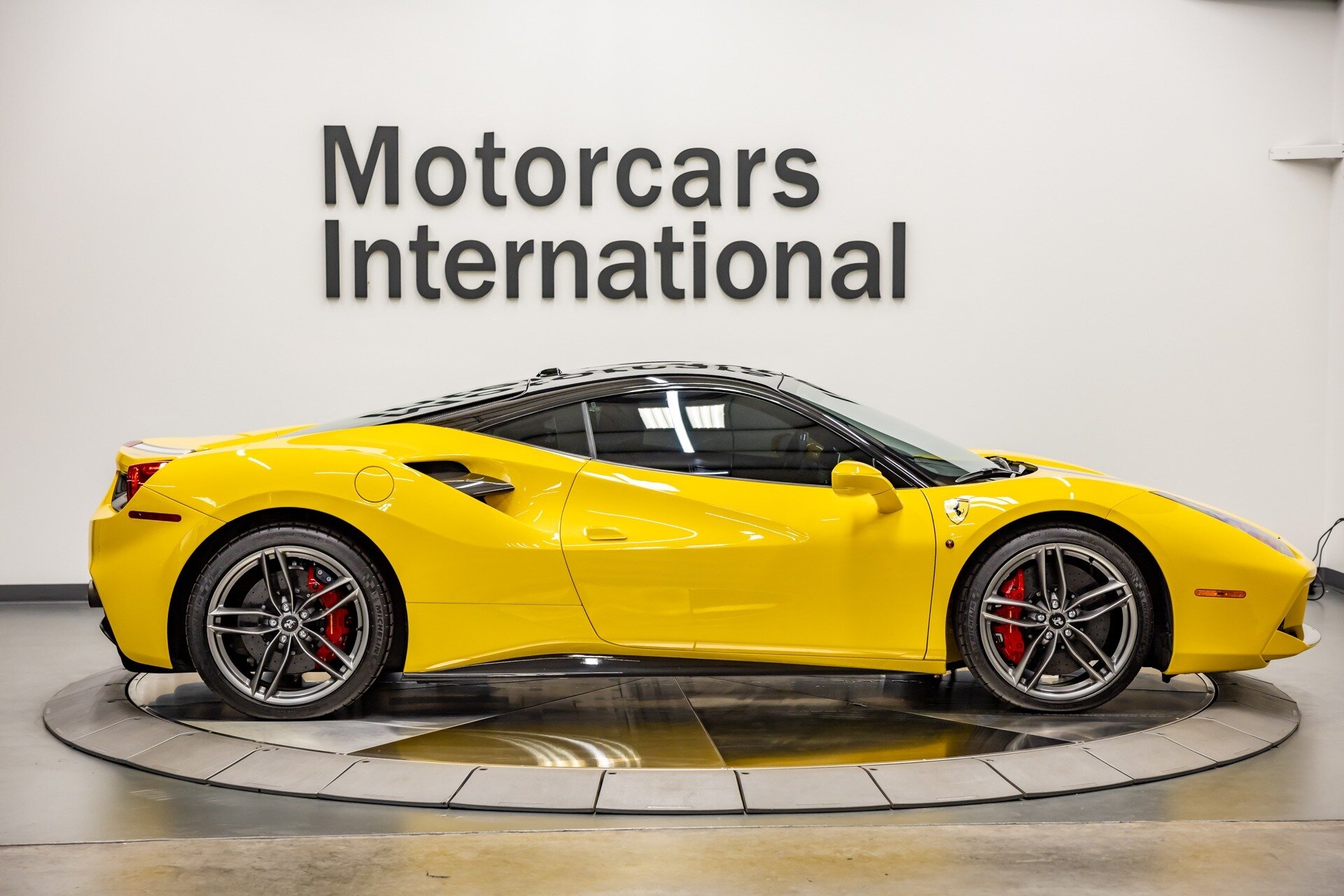 2016 Ferrari 488 GTB